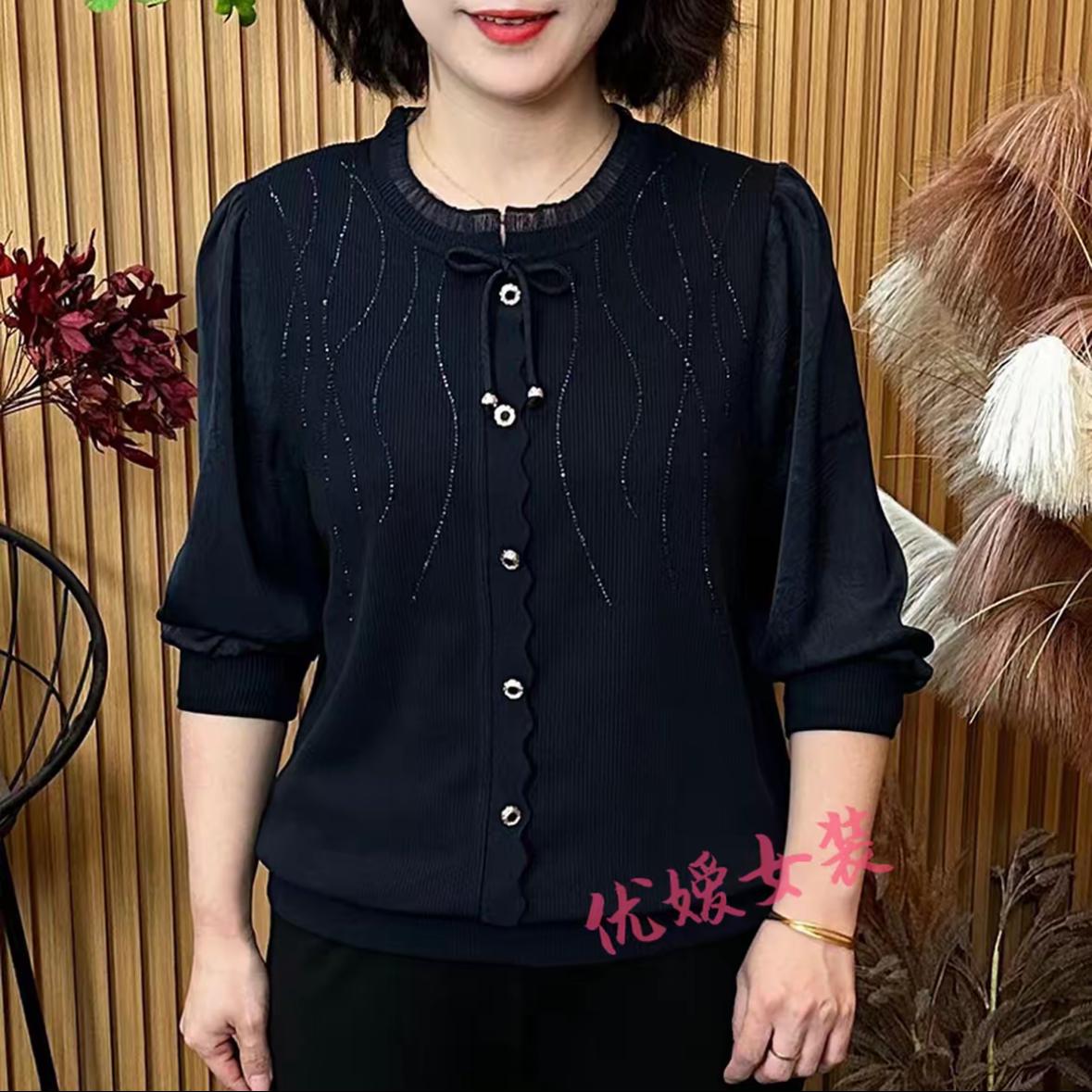 

Spring Chinese Style Round Neck Lace-Up Rhinestone Slimming Top with Lace Patchwork for Mothers 3XL (125-135 jin)