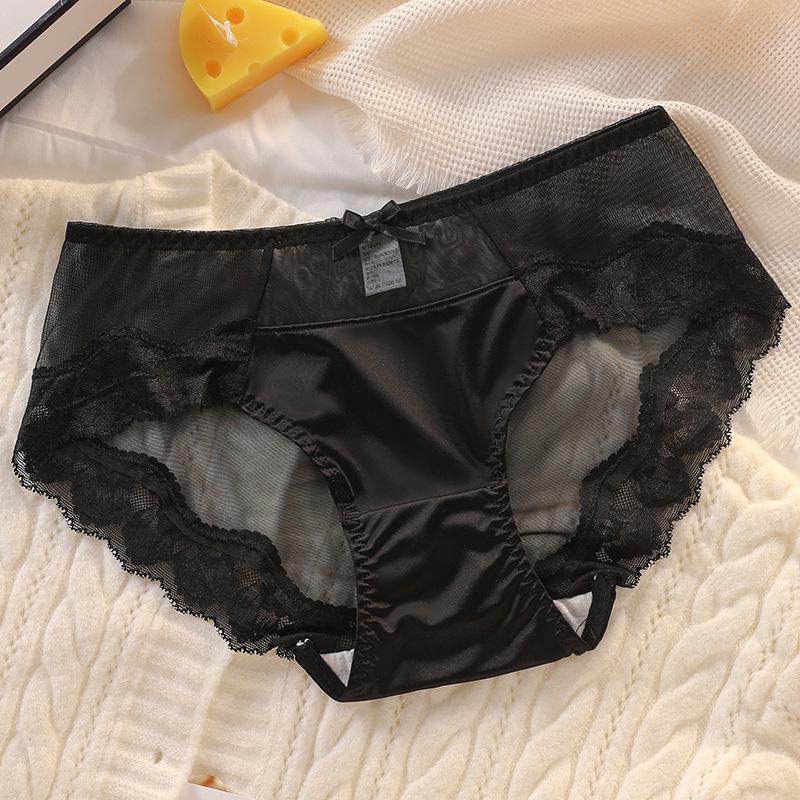 

High-End Lace Thong: Luxury, Sexy, Seamless, Breathable Ice Silk, Thin Mid-Waist Design. M (88-121 lbs)