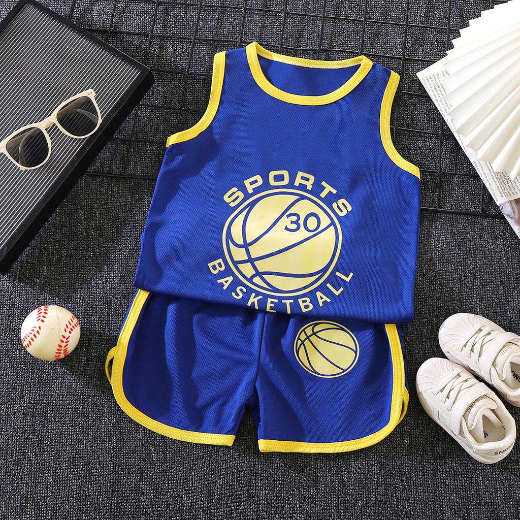 Completo Sportivo Estivo per Bambini con Canotta in Rete Traspirante e Pantaloncini per Bambini Attivi