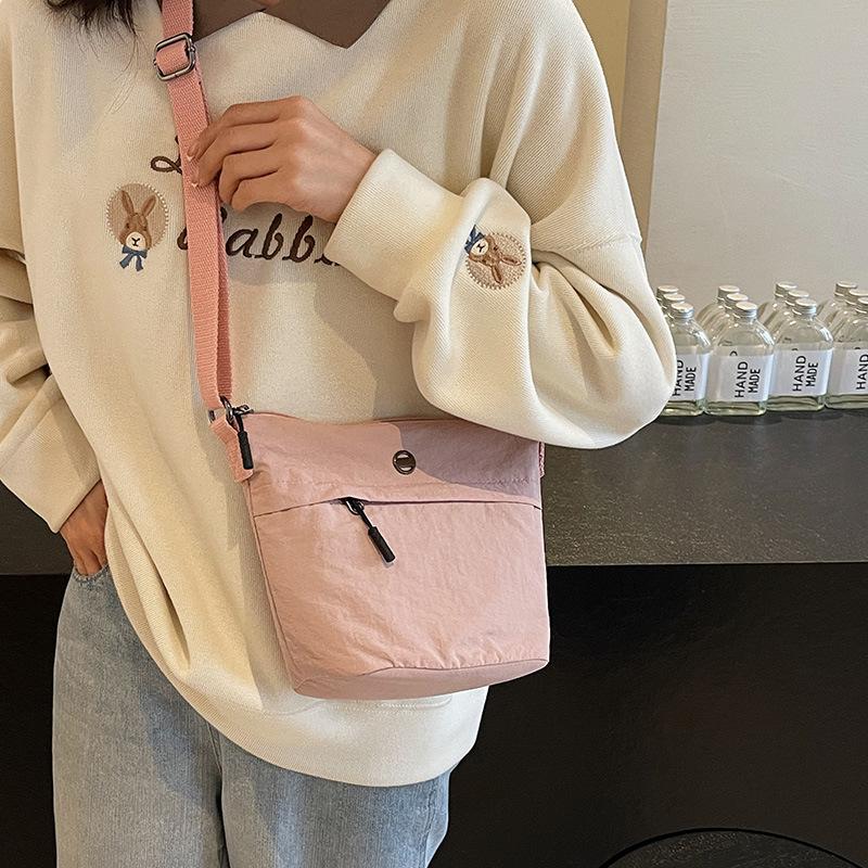 Simple and Ultra-light Niche Bag Summer Nylon Sports Gym Bag One-shoulder Crossbody Cloth Bag Lightweight and Simple Cloth Bag