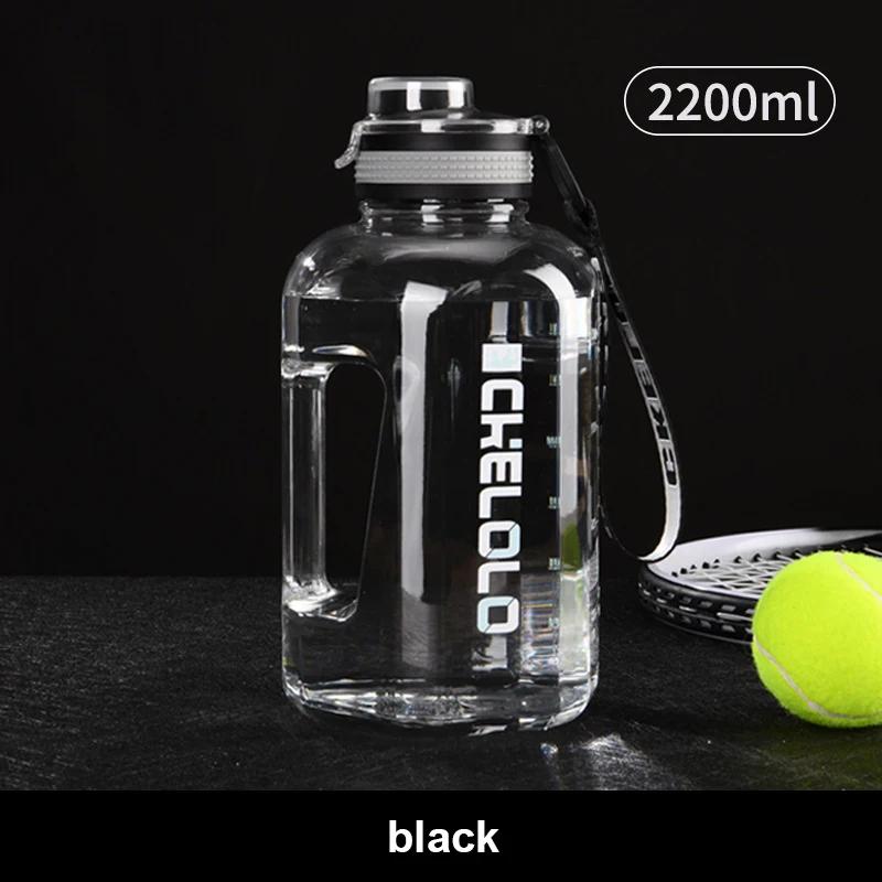 2000ml Tritan Sportkessel Große GYM-Flasche BPA-frei 1 Gallone Outdoor-Reisen Radfahren Auslaufsichere Wasserflasche Becher 1.5 2 Liter