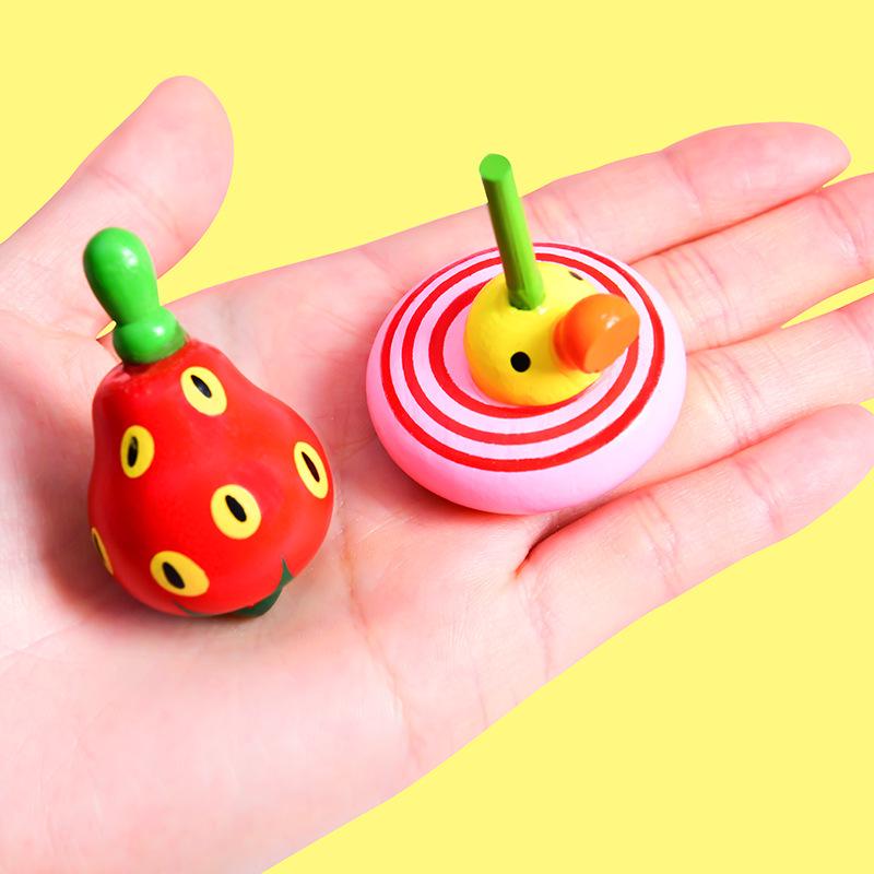 New Style Nostalgic Wooden Spinning Top Toy for Boys & Girls - Creative Hand-Twist Decompression Fun