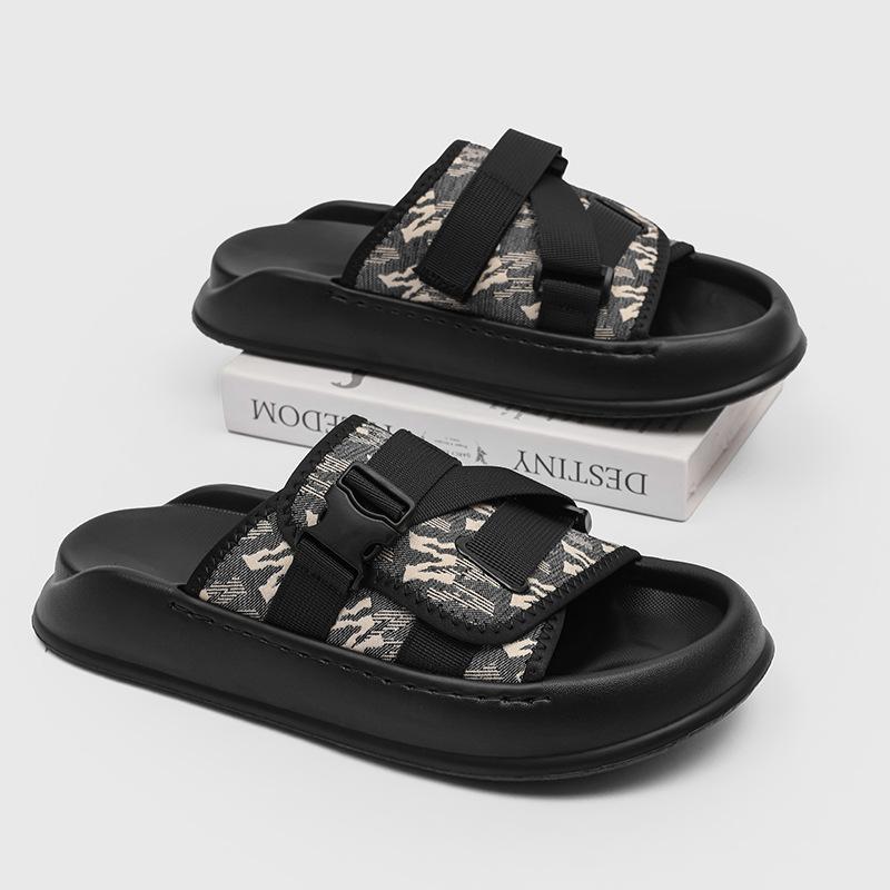 

Summer trend casual lazy slippers men s light foam soft sole outer wear beach shoes 471201 black-J 44 чёрный