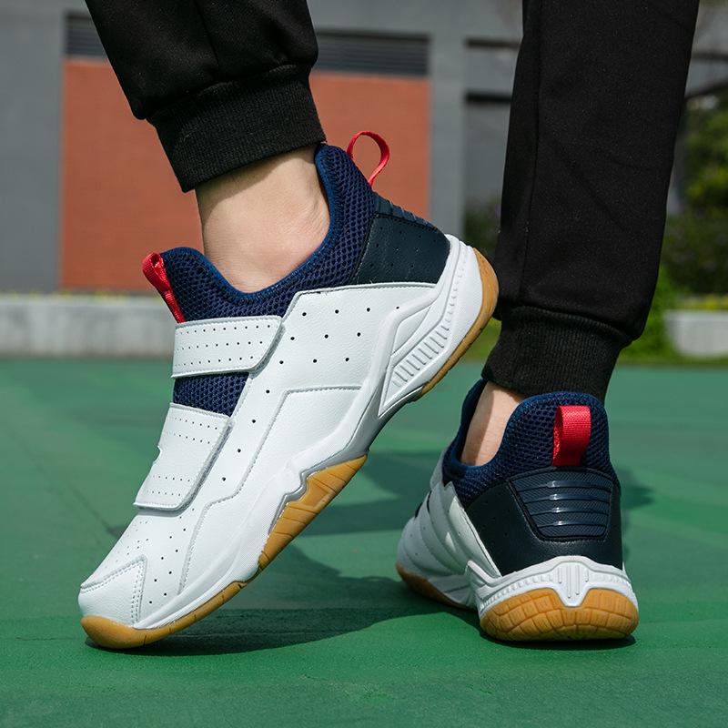Badminton shoes men's and women's professional non-slip, wear-resistant and breathable rotating button carbon board children's competition training