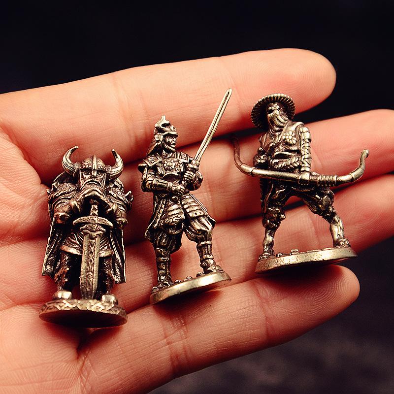 Bronze Japanese Shogunate Samurai Ancient Soldier Toy Model Finished Table Game Car Ornament Figure