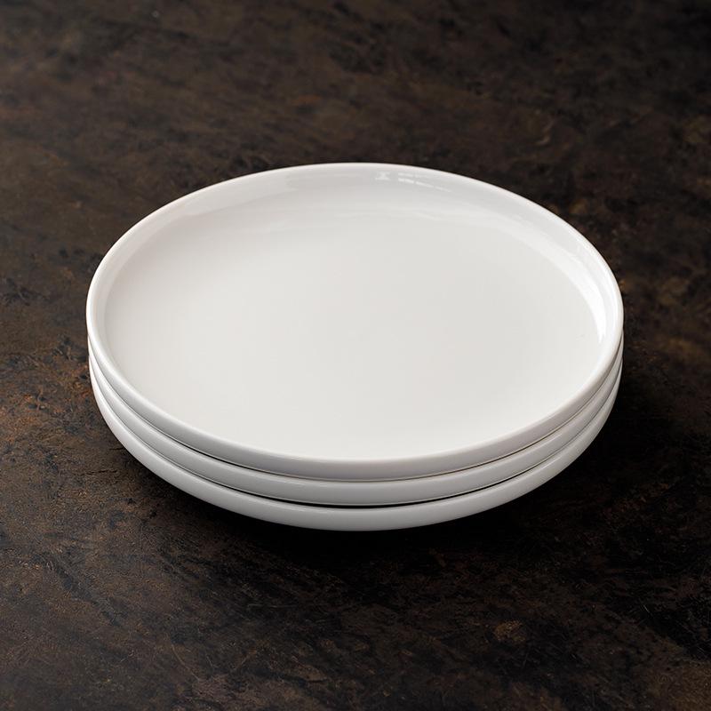 Off-White 8" Låg Tallrik med Kant - Dehua Porslin för Biff, Västerländsk Matlagning eller Wok.