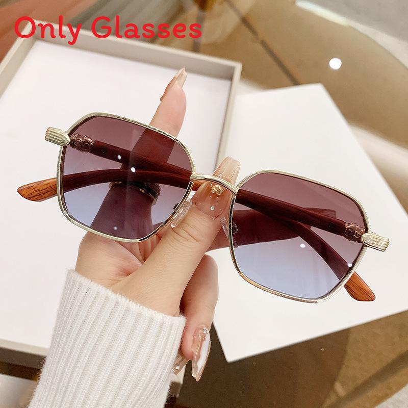 New Woodentexture Metal Sunglasses With Gray Lenses For Sun Protection And Fashion Style
