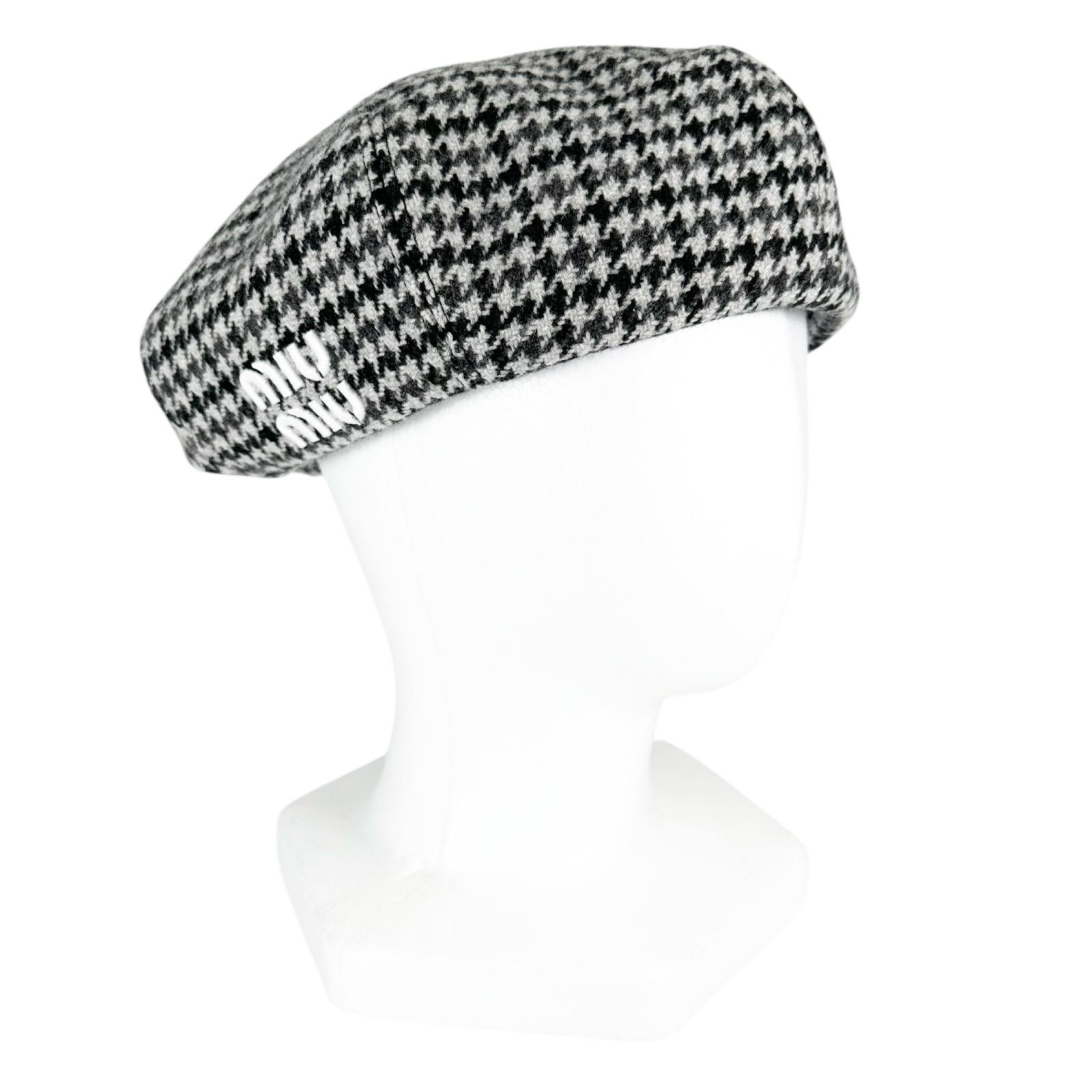 

Excellent MIUMIU beret Houndstooth logo embroidery Gray wool Women L 5HC075 Used