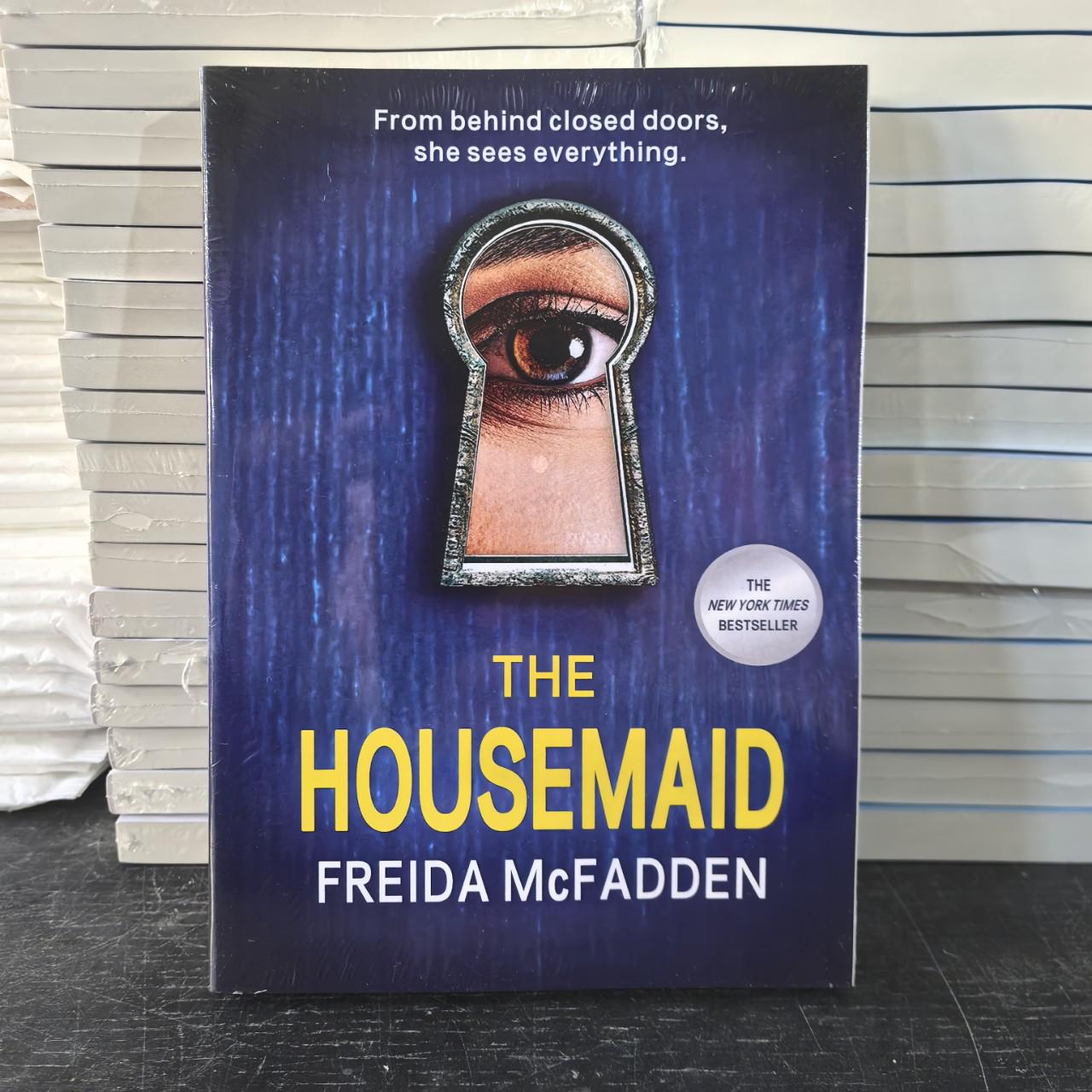 English Edition of The Housemaid: A Thriller Suspense Novel