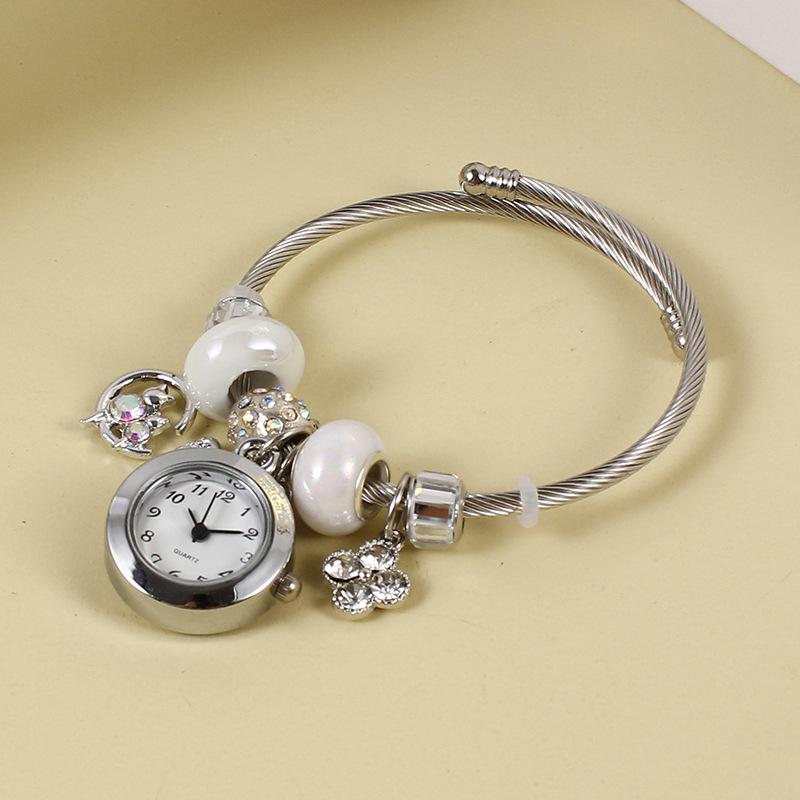 

Любовь Подвеска Бусины Браслет Кварцевые Часы Женские Браслет Часы