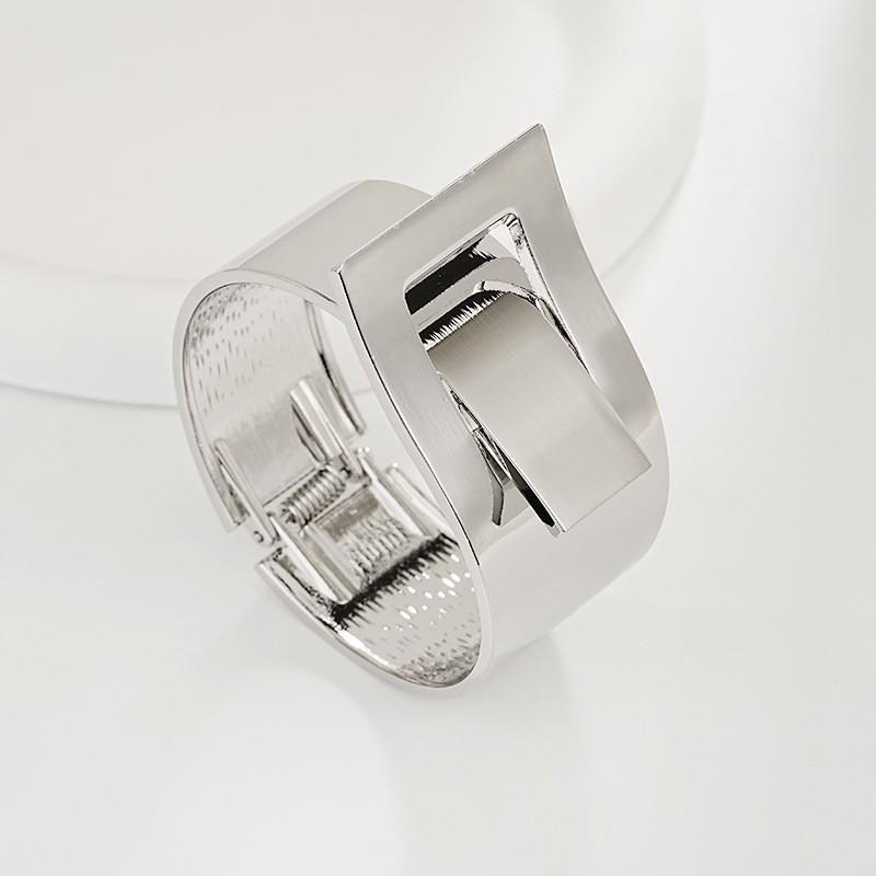 Interlocking Ring Open Bangle - European & American Light Luxury Design for Women