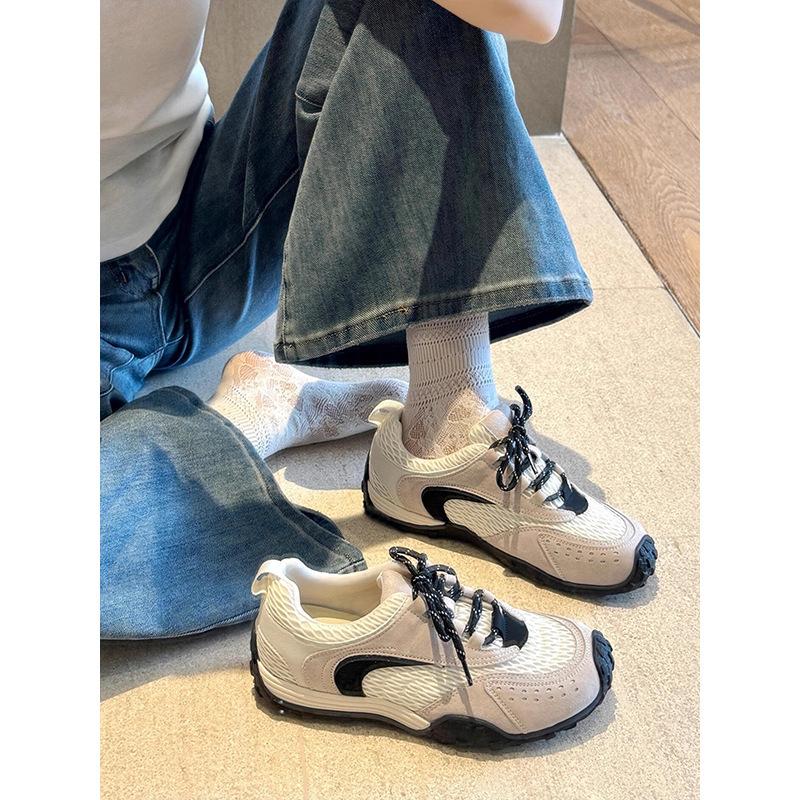 Retro contrasting color splicing flat-bottomed German training shoes for women's 2025 new versatile, comfortable and breathable casual sports Forrest