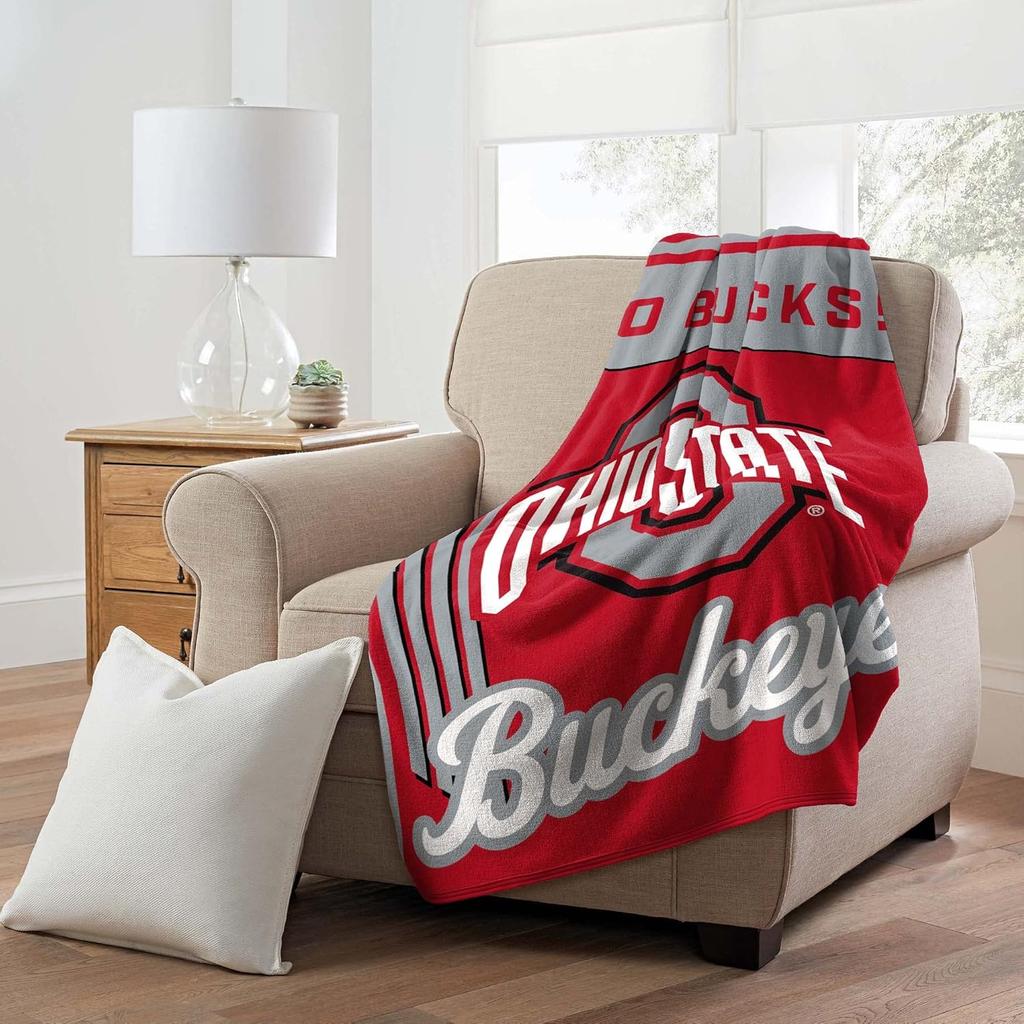 NORTHWEST NCAA Georgia Bulldogs Raschel Throw Blanket  Cozy and Official Team Colors for Fans