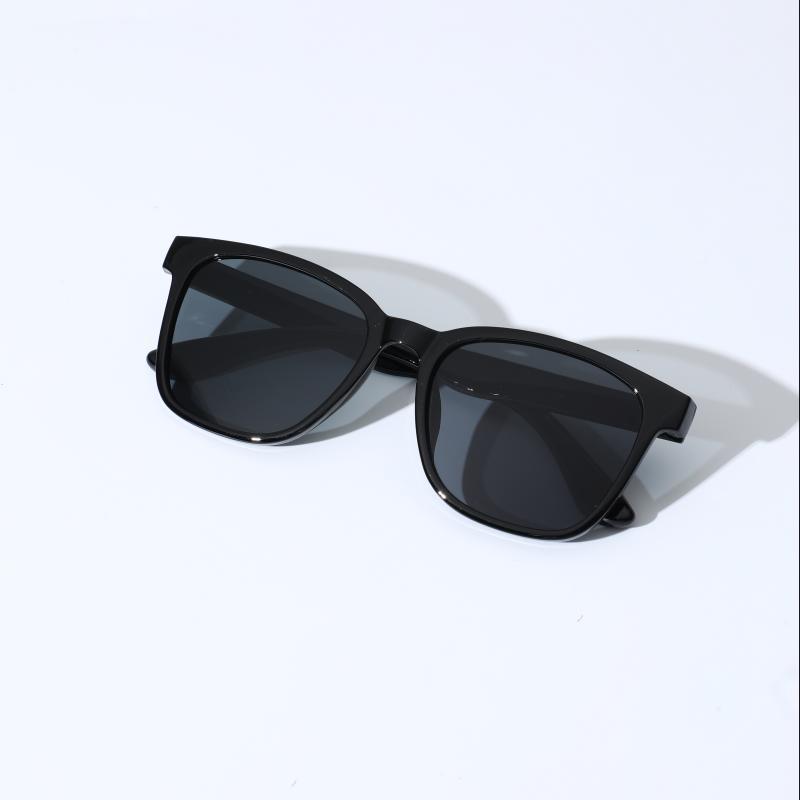 Vintage Square Sunglasses Women Men Luxury Brand Small Round Sun Glasses Female Small Eyewear For Male Female