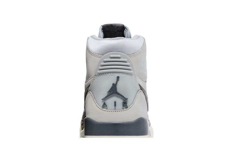 Jordan Legacy 312 Wolf Grey