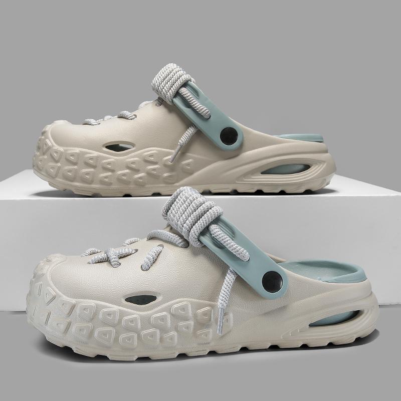 Fashion NEW 2025 Summer Thick Bottom Fashion Sandals Men Woman Casual Beach Shoes Hollow-Out Outdoor Slippers Cave Garden Shoes