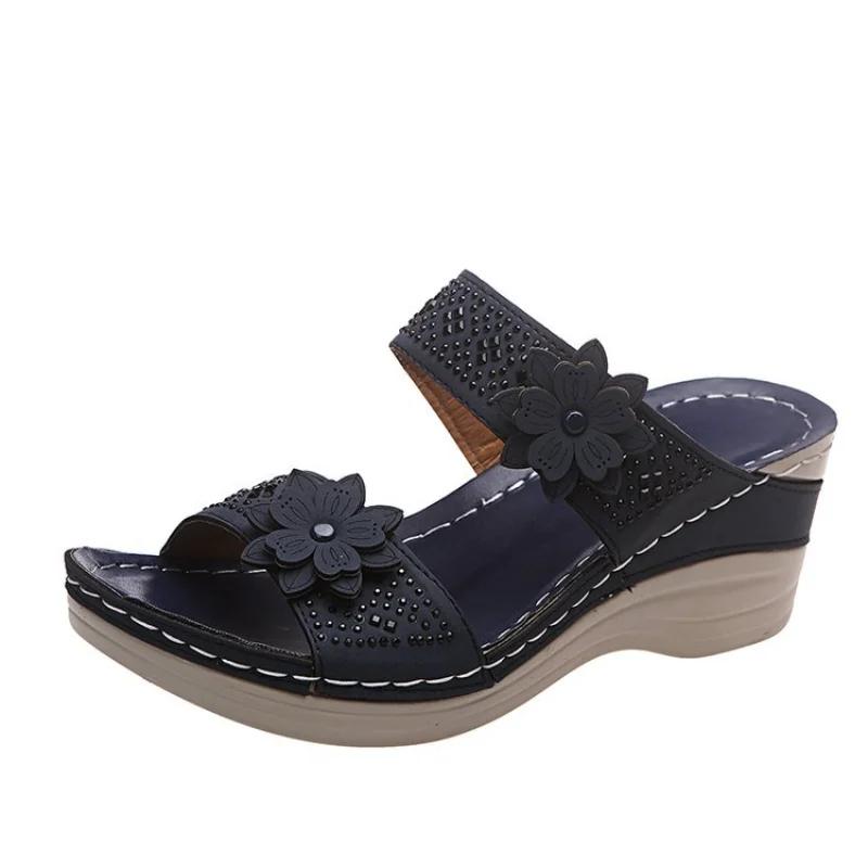 Large Size Cool Slippers for Women's Summer New Style with a Straight Sloping Heel and Floral High Heels, Casual Shoes