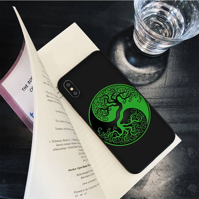 Rough Wood Grain Effect Tree of Life Yin Yang Phone Case for iPhone 8 7 6 6S Plus X SE 2020 XR XS 14 11 12 13 Mini Pro Max Mobil
