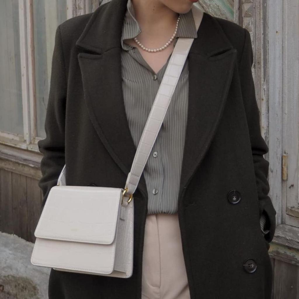 [JW PEI] Fae Handle Bag - Ivory White Crocodile Embossed