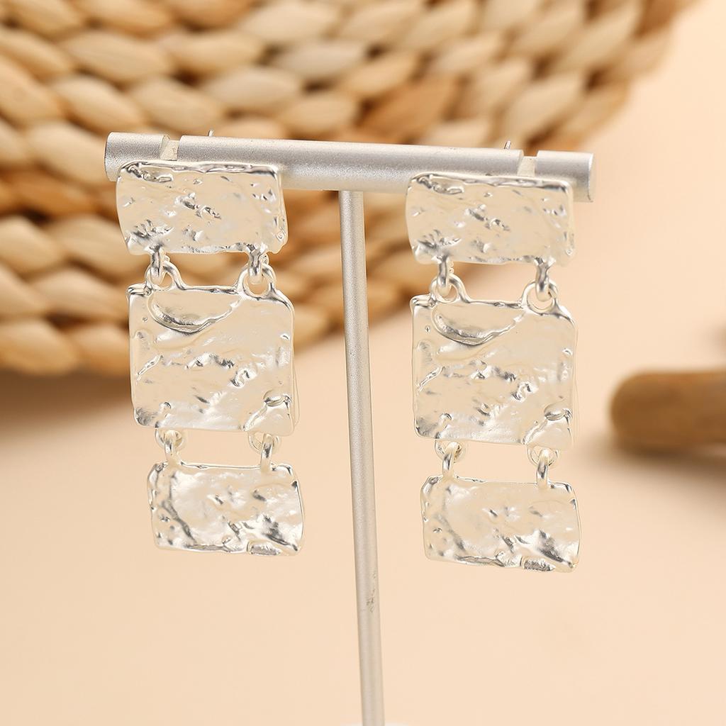 New Chinese Retro Earrings, Premium Sense Alloy Matte Temperament Earrings, Autumn and Winter Retro Earrings