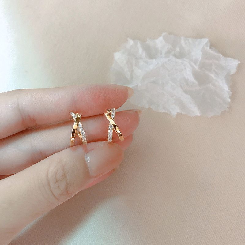 

Серьги-пусеты «Серебряная игла» специального дизайна, элегантные, необычные, доступная роскошь, модные и популярные серьги 2023 для женщин Cross stud earrings