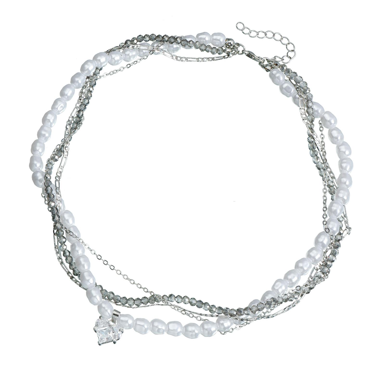 

Fashionable Alloy and Faux Pearls Heart Pendant Necklace Multi Layer Clavicle Chain Adornment for Fashion Enthusiasts