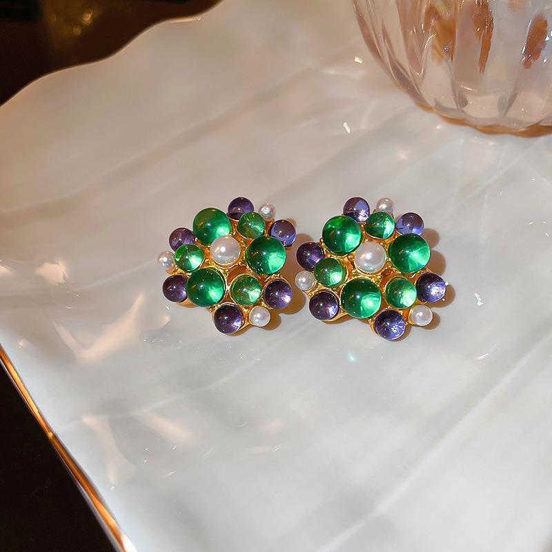 Elegant Vintage Women Girls Classic Resin Stone Earrings Ear Clips Fashion Retro Palace Lady Party Banquet Jewelry Ear Rings