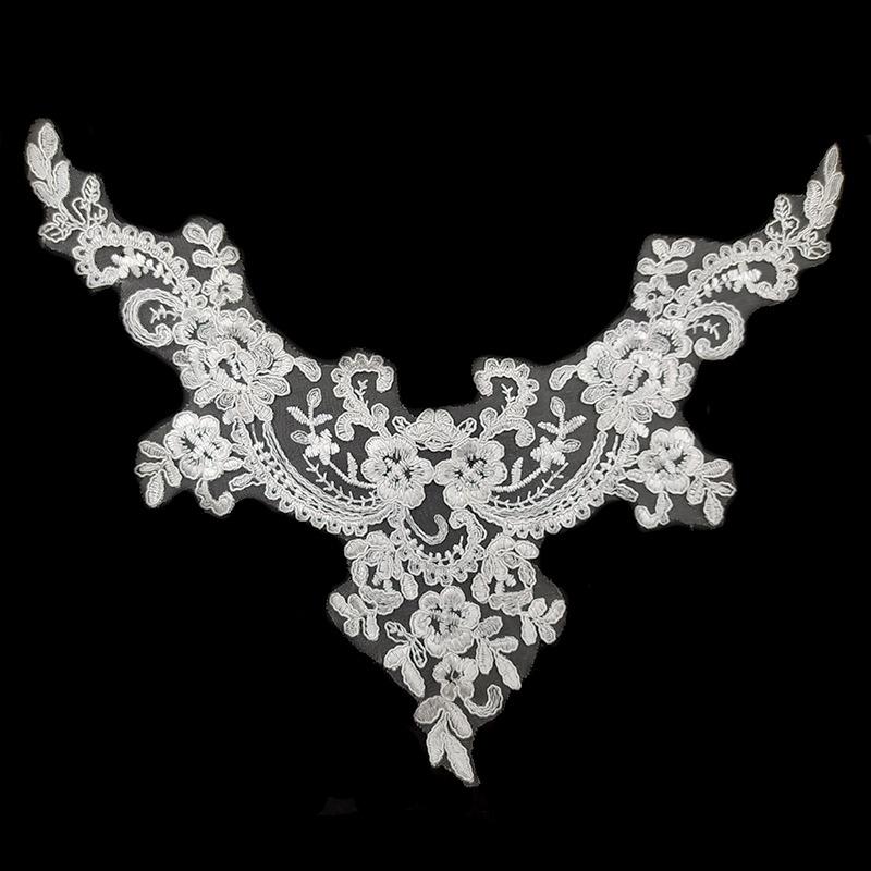 Net bottom strand embroidered collar, polyester silk embroidered fake collar, wedding accessories chest collar, car stock fake collar