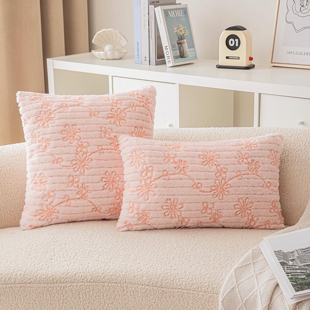 

Короткая плюшевая вышитая подушка, наволочка для диванной подушки в гостиную, в стиле инс, мягкая прикроватная спинка, милая наволочка из кроличьего меха 50 * 50cm without core