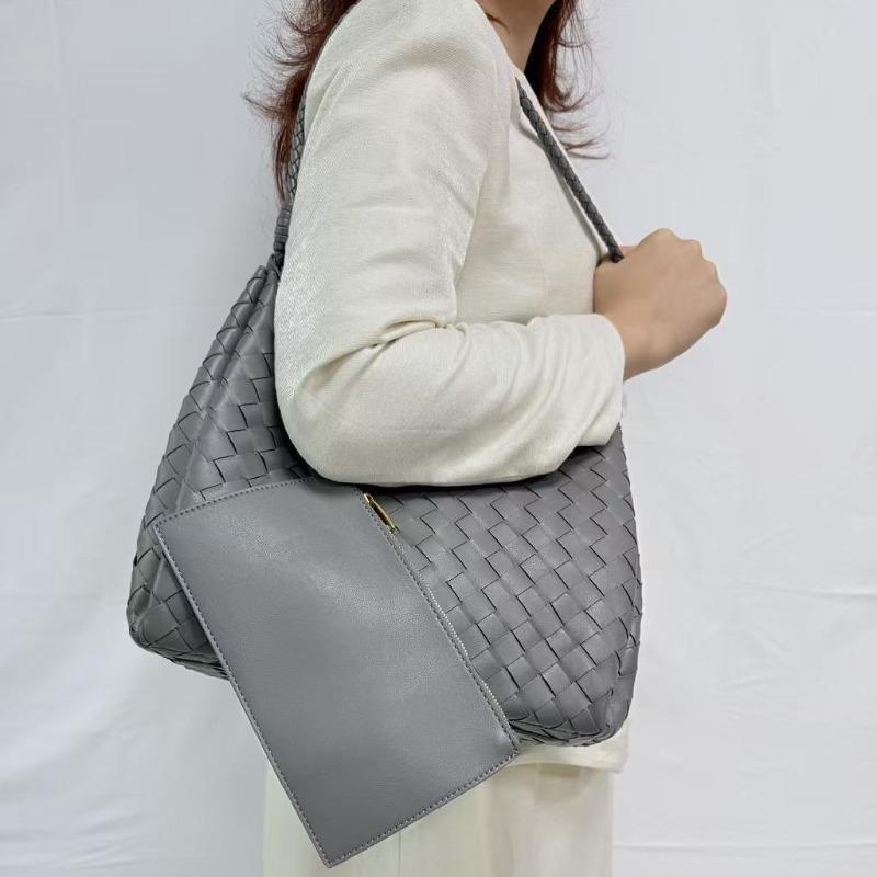 Shu Qi Has the Same Oversized Parachute Bag, Purely Hand-woven Tote Bag, Hand-carried Messenger Large-capacity Vegetable Basket Bag.