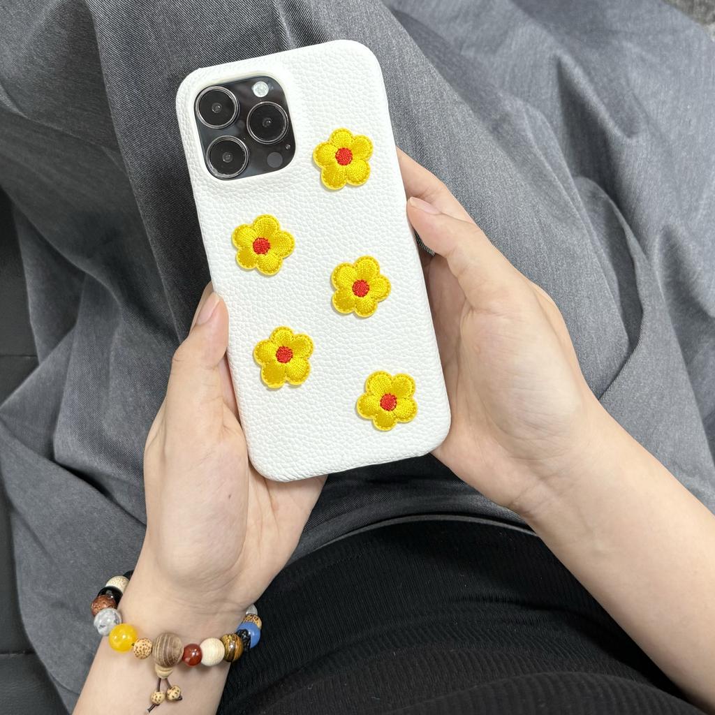iPhone White Lychee Pattern Embroidered Flower Phone Case for Girls Phone Accessories for iPhone 11 12 13 14 15 Pro Max