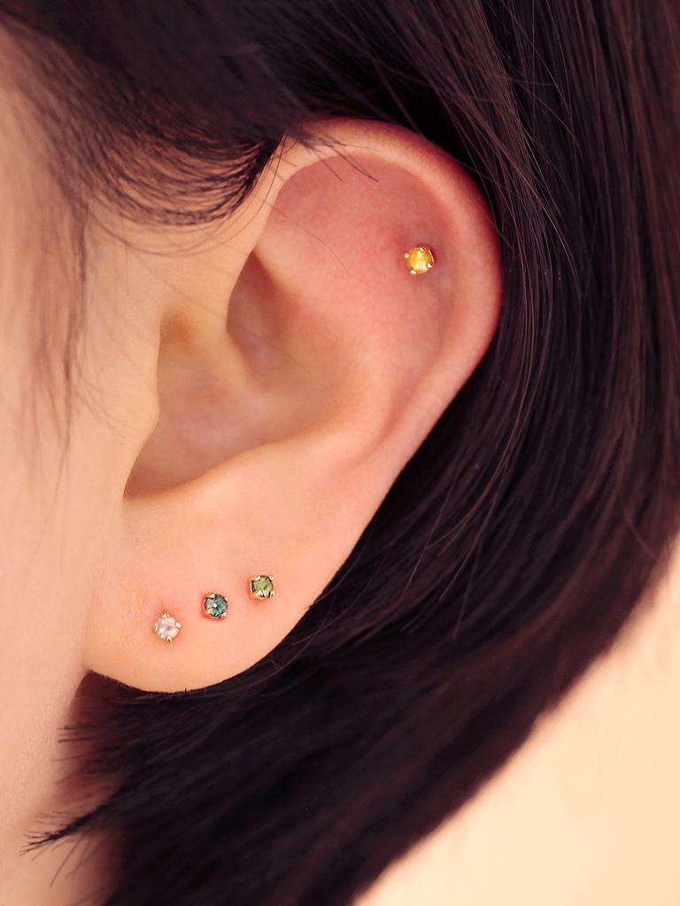 Minimalpiercing 14K Daily Rough Diamond Piercing Earrings 2Mm