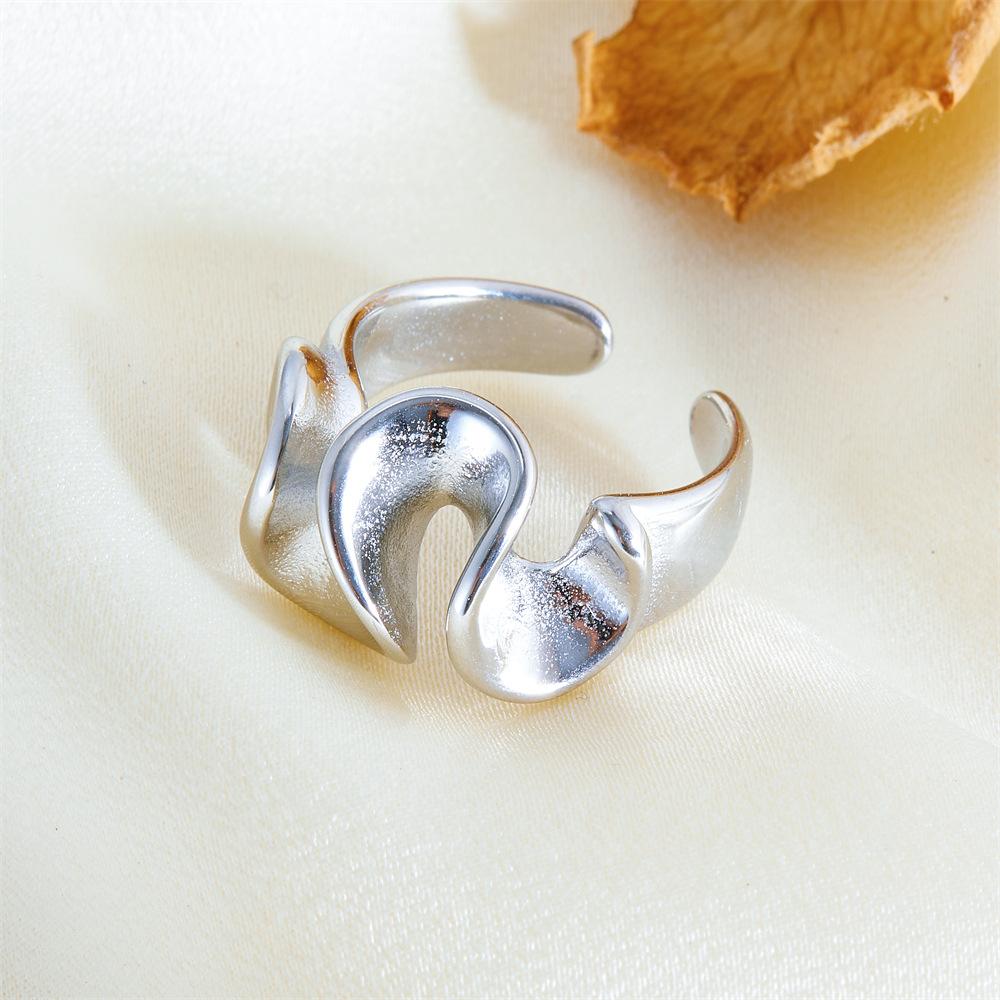 

Простое нишевое геометрическое волнистое открытое кольцо женское невыцветающее плиссированное кольцо из нержавеющей стали кольцо на указательный палец в стиле ветра