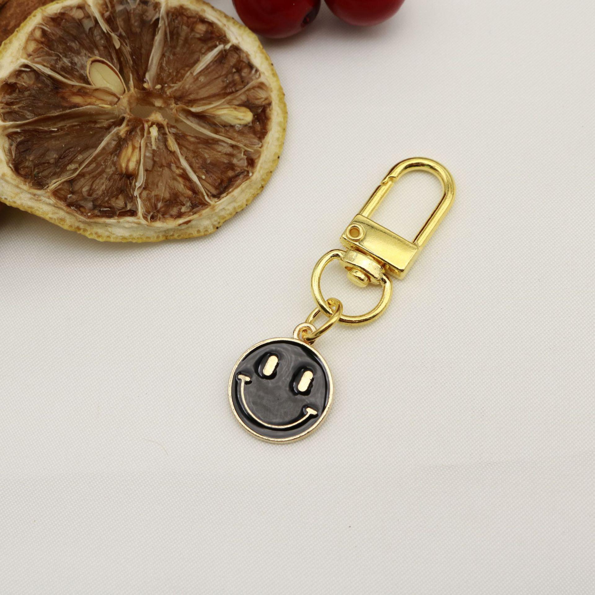 Smile Face Colorful Oil Drop Keychain Pendant чёрный