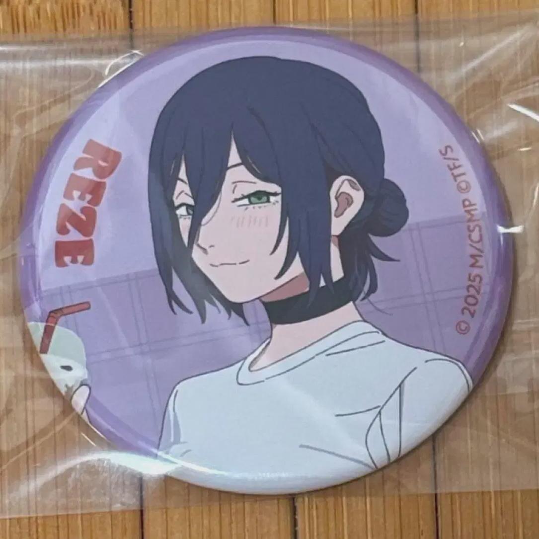 

Chainsaw Man Reze Japan Popup Store Badge Merchandise