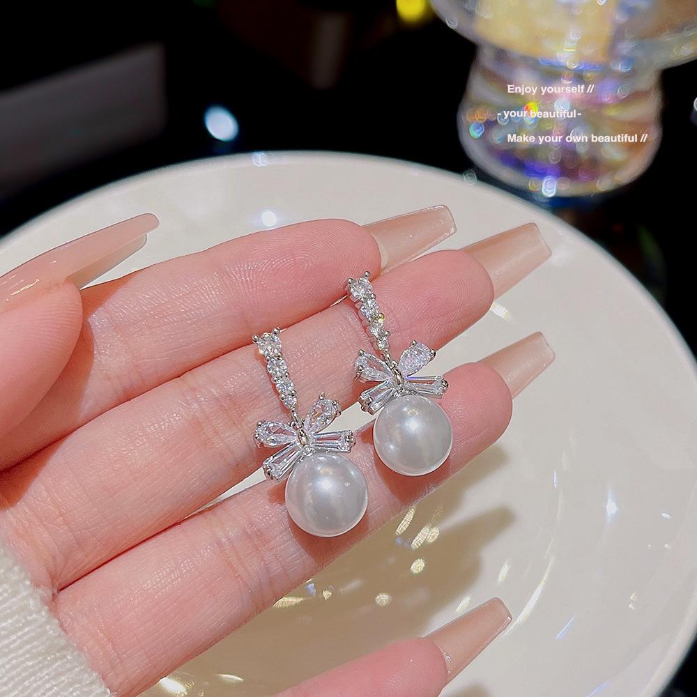 

925 Sterling Silver Pearl & Zircon Dangle Earrings: High-End, Luxe & Versatile Design