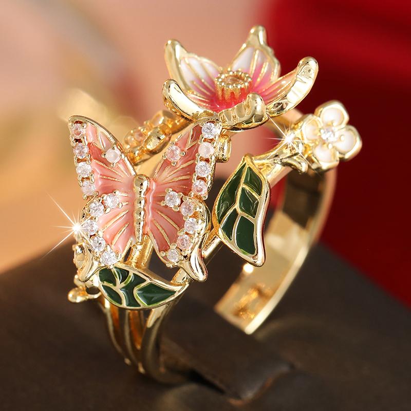 Aesthetic Flower Butterfly Delicate Vintage Rings for Women Elegant Charm Synthetic Zirconia Wedding Banquet Jewelry Accessories