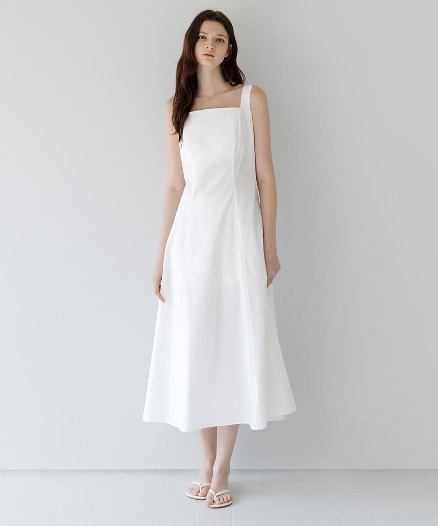 THEELO Sleeveless Flare Dress (White)