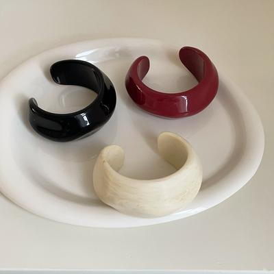 Armbänder – Manschettenarmbänder