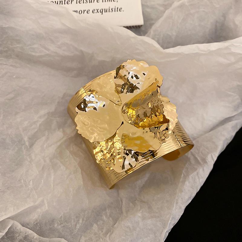 European-American Irregular Concave Bangle: Chic, Cold Style Luxury Bracelet for Women