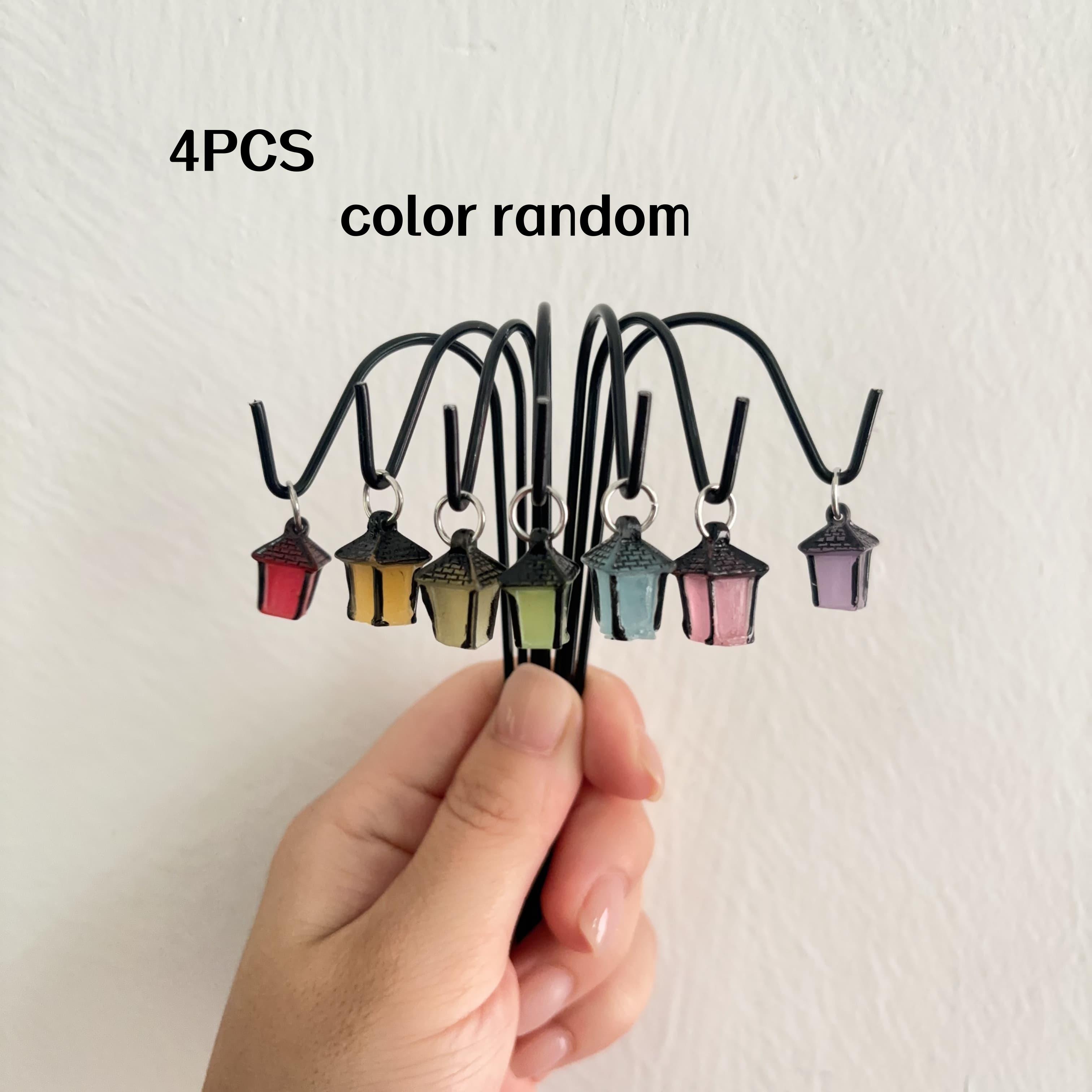 

Набор из 4 фонарей с железными крючками, светящиеся садовые колышки, миниатюрные модели феи из смолы на солнечной батарее с разноцветными фонарями, сельский аутдо