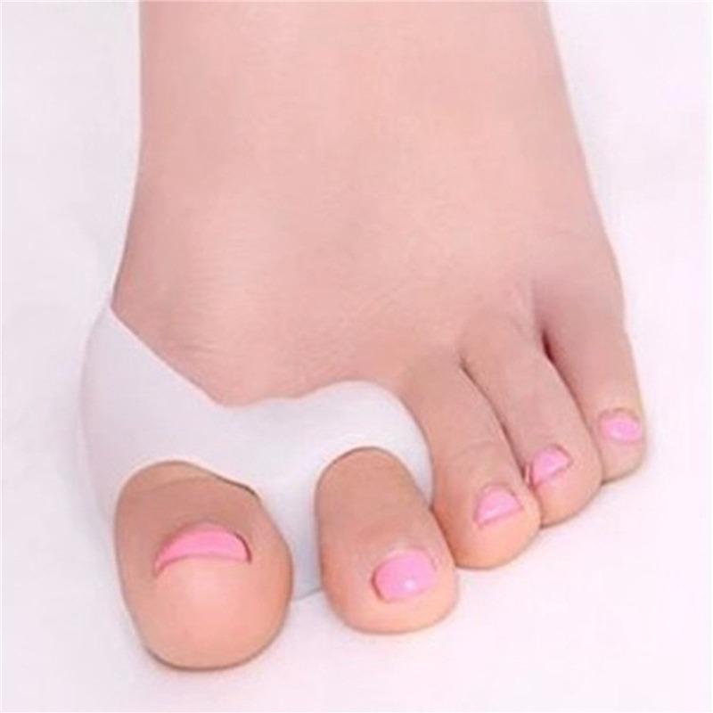 1/2Pairs Silicone Gel foot fingers Two Hole Toe Separator Thumb Valgus Protector Bunion adjuster Valgus Guard feet care