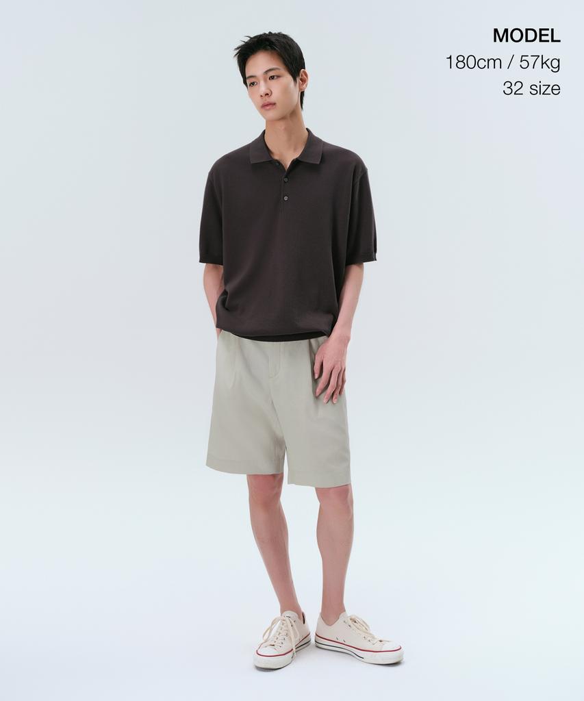 Musinsa Standard Cool Touch Hidden Banding Half Slacks [Dusty Cream]