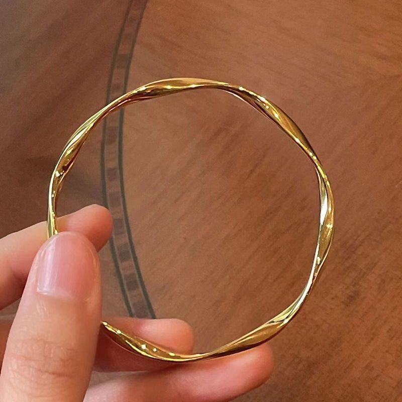New Mobius Ring Bracelet Light Bracelet Niche Design Bracelet Female Bracelet