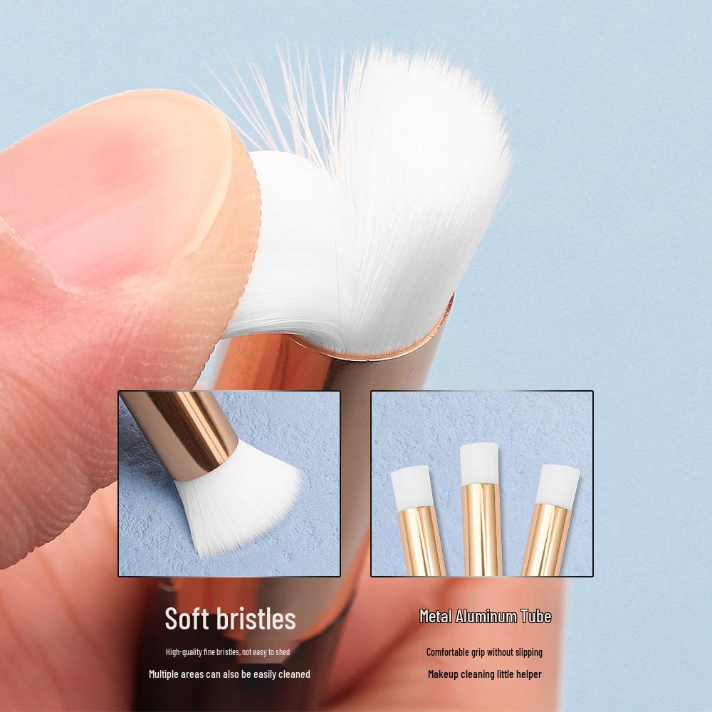 Plastic Handle Mousse Brush: False Eyelash, Makeup, and Blackhead Removal Tool for Pore Cleansing.