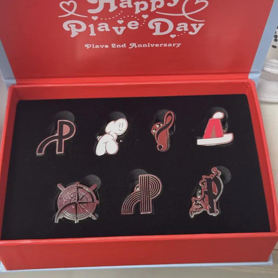 

Значок 2-й годовщины