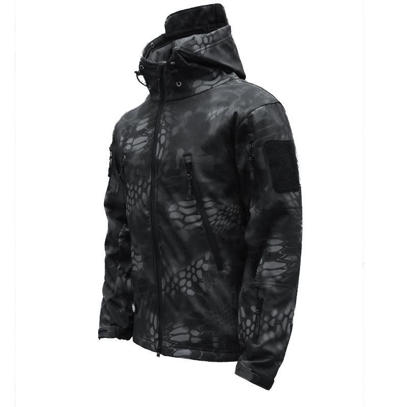 Men's Tactical Leopard Softshell Windbreaker: Waterproof and Windproof Outdoor Training Suit