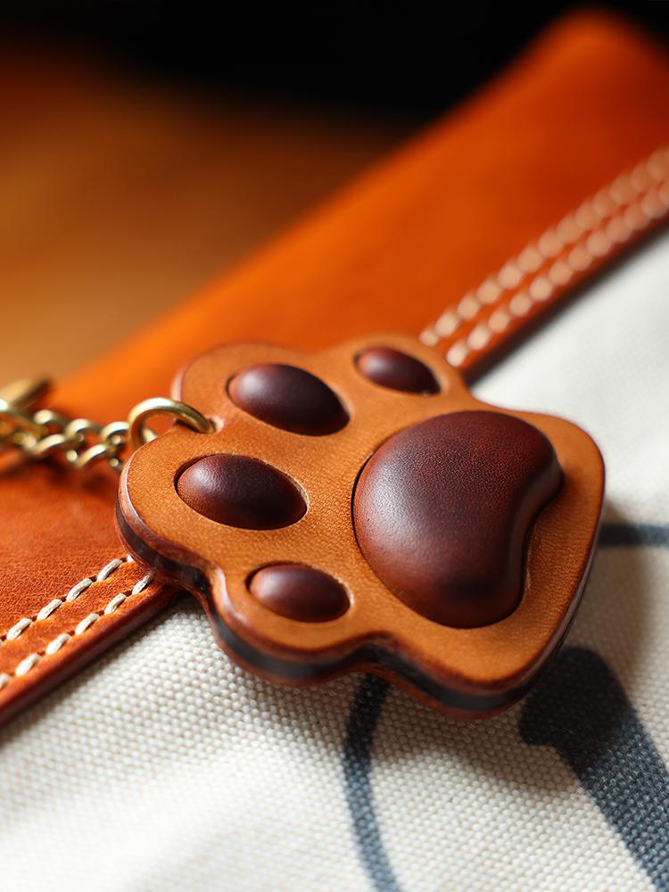 Vintage Cat Paw Keychain Handmade Genuine Leather Bag Charm, Cute Top Grain Cowhide Keyring Accessory