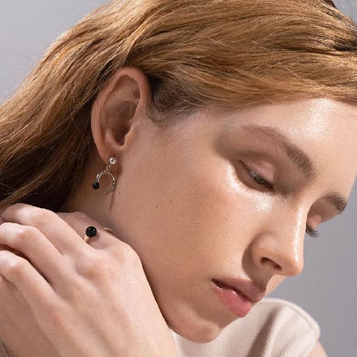 Serene Onyx Earrings silver