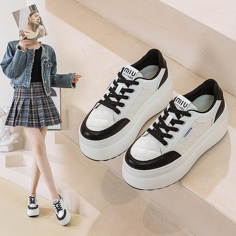 Panda Color Scheme Platform Single Shoes Women's Spring and Autumn 2025 New Little White Shoes Casual Small Fragrant Wind Board Shoes Popular Wome